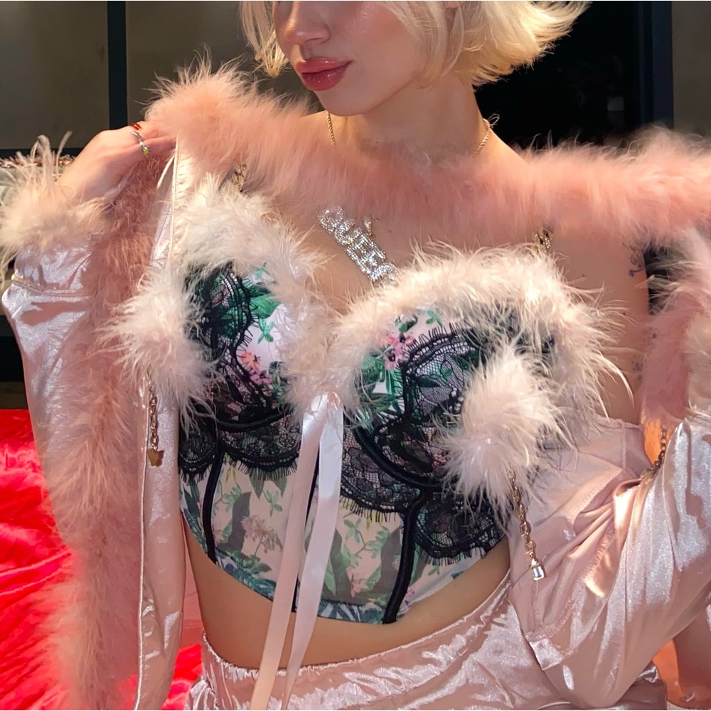 customized victoria secret corset top with feathers and chains✨